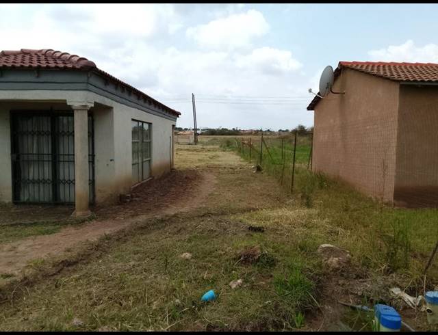 2 BEDROOM HOUSE FOR SALE IN SOSHANGUVE SOUTH